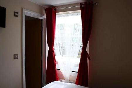 Earls Court Garden - 52