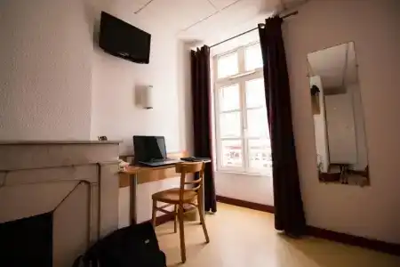 Hôtel de Lyon - 38