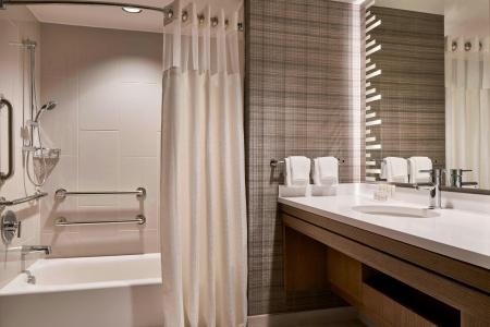 Courtyard by Marriott Washington Downtown/Convention Center - 7