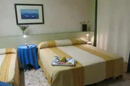 Mare Nostrum Petit Hôtel - 20