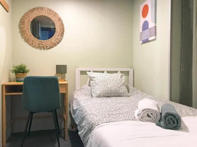 Urbany Hostel Barcelona - 0