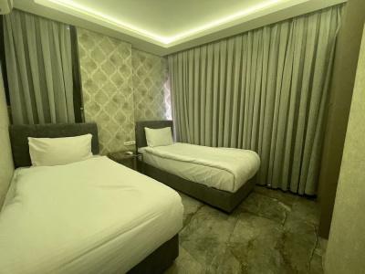 Le Luxe Suites & Spa - 31