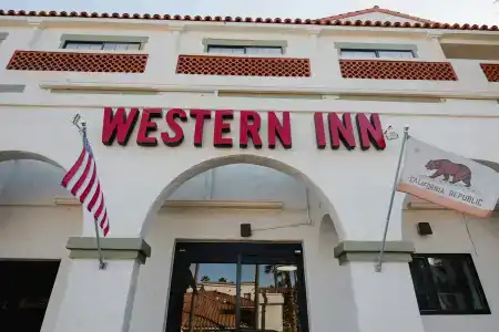 Old Town Western Inn - 23