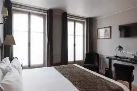 Saint-Louis Pigalle - 48