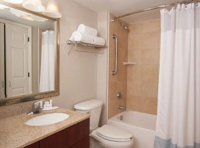 Comfort Suites - 8