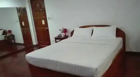 Airport Inn - 26