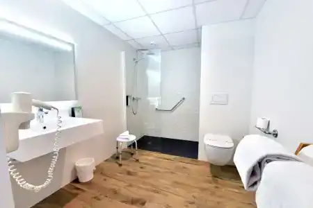 Hôtel Kyriad La Rochelle Centre Ville - 7