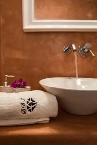 Black Diamond Suites - 70