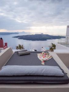 Caldera Cliff Illusion - 70