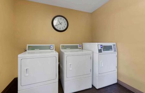 Extended Stay America Suites - Phoenix - Chandler - E Chandler Blvd - 2