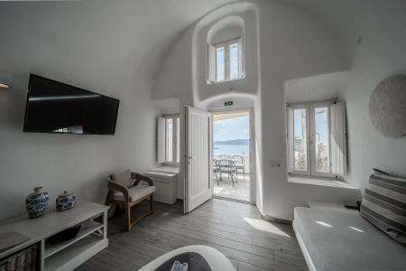 Angel Luxury Suites - 101