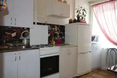 Кольцова 2 - 37