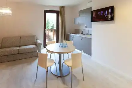 Residence - 2