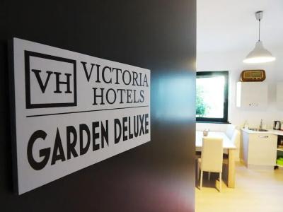 Victorias Royal Garden - 101