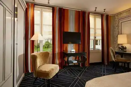 Le Pavillon de la Reine & Spa - Small Luxurys of the World - 81