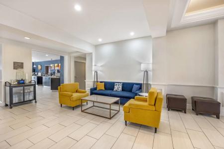 Comfort Inn & Suites West - Lookout Mountain - 14