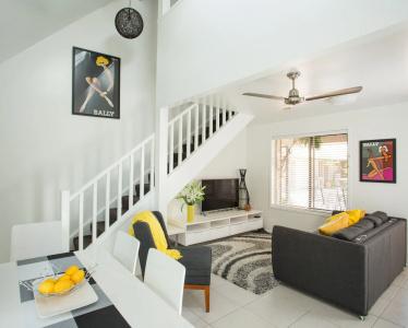 Byron Central - 1