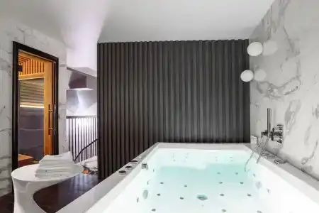 Amsterdam Plaza & Spa - 17