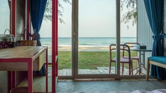 Sandy Beach Bungalows - 87