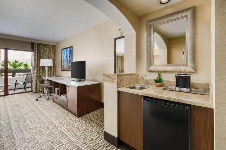 Hilton Phoenix Airport - 49