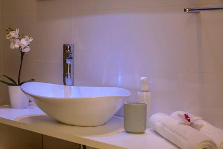 Infinity Blu - Designed for Adults - 64
