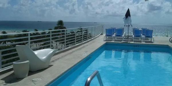 Strand Ocean Drive Suites - Rooftop Pool - 11