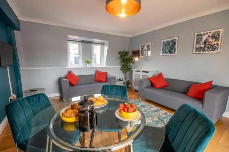 Drury Court - 74