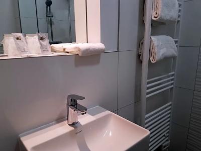 Smart Stay Station - 33