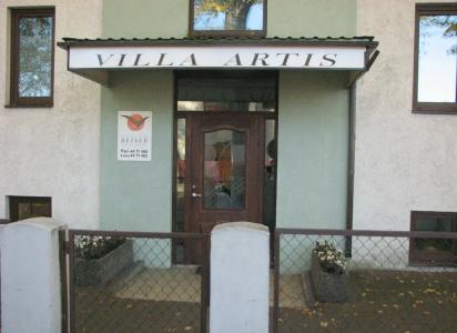 Artis - 19