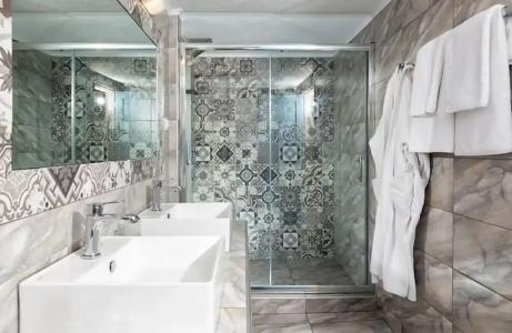 Petrino Suites - 110