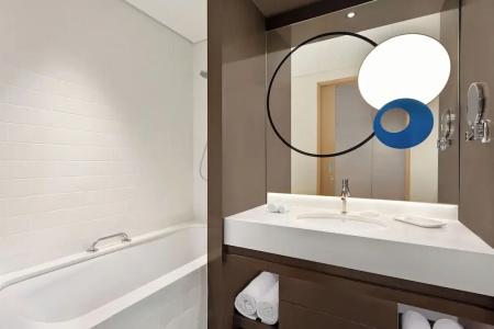 Novotel Gold District - 55