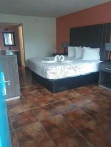 Altamonte Springs and Suites - 28