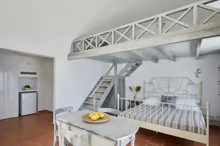 Allure Breeze Suites - 11