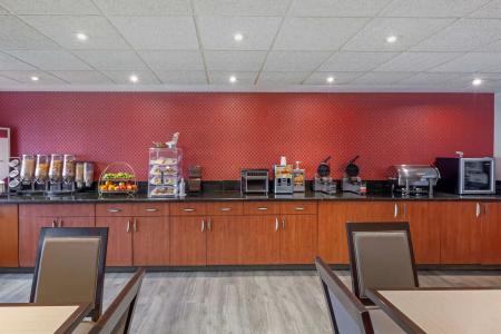 Best Western Plus Inn & Suites - 30
