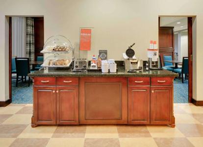 Hampton Inn & Suites Dallas-Arlington-South - 22