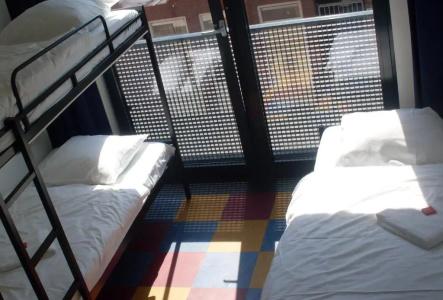 Bud Gett Hostels - 21
