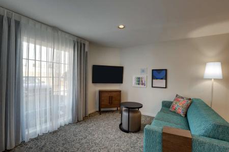 Staybridge Suites - 85
