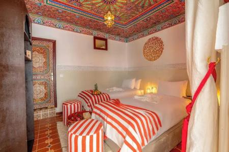 Riad Diana - 19