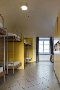 Seven Hostel & Rooms - 9