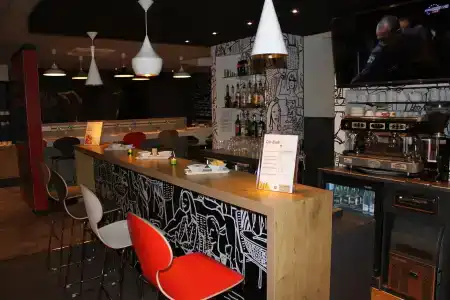 ibis Nîmes Ouest - A9 - 26