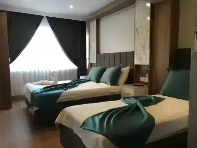 Sultanahmet Nu - 19