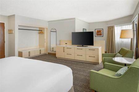 DoubleTree by Hilton City Center - 48