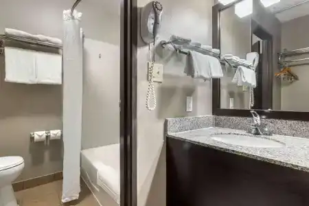 Best Western Mccarran Inn - 52