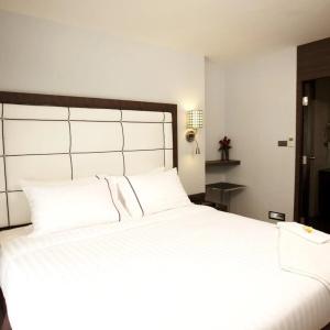 Sukhumvit Suites - 32