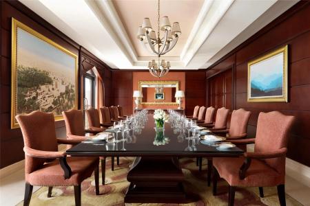 Al Husn Muscat - 16