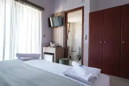 Cyrenia Guesthouse - 37