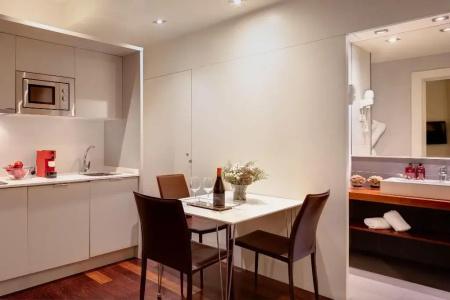 Duquesa Suites Barcelona - 12
