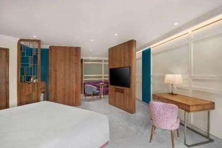Radisson Blu Grt, Chennai - 135