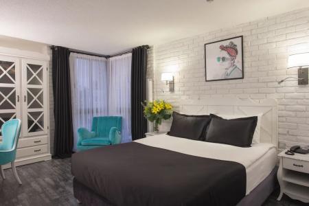 Check Inn Suite & Spa - 30