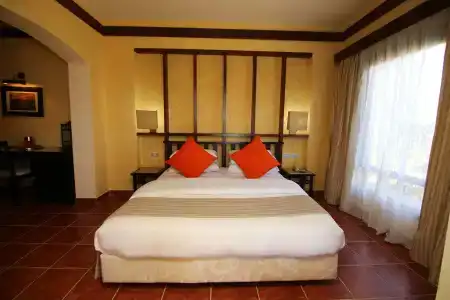 Tamra Beach Resort - 4